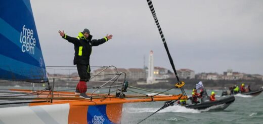 Vendée Globe: Guirec Soudée 23°