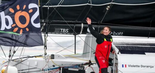 Violette Dorange 25°, la più giovane velista di sempre a completare il Vendée Globe